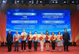 【聚力同行 共啟新程】我司參加嘉定區(qū)華亭“五一”“五四”主題慶祝活動，并以區(qū)級榮譽獲得者登臺領(lǐng)獎
